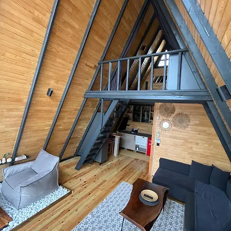 Wolf House * Sapanca