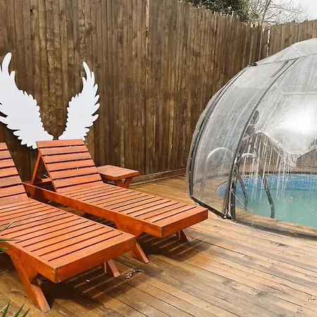 بيت للعطل Wolf House سبانجا